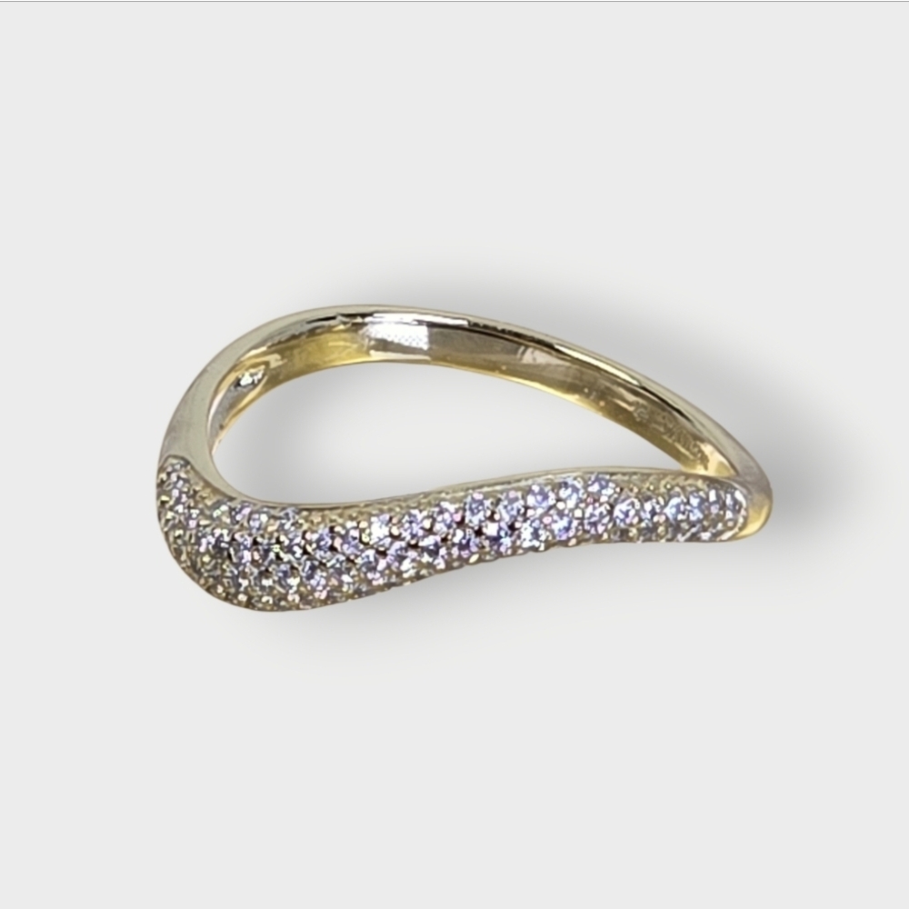 925 Sterling Silver Ring 14K Yellow Plated with D Color Moissanite Gemstones.
